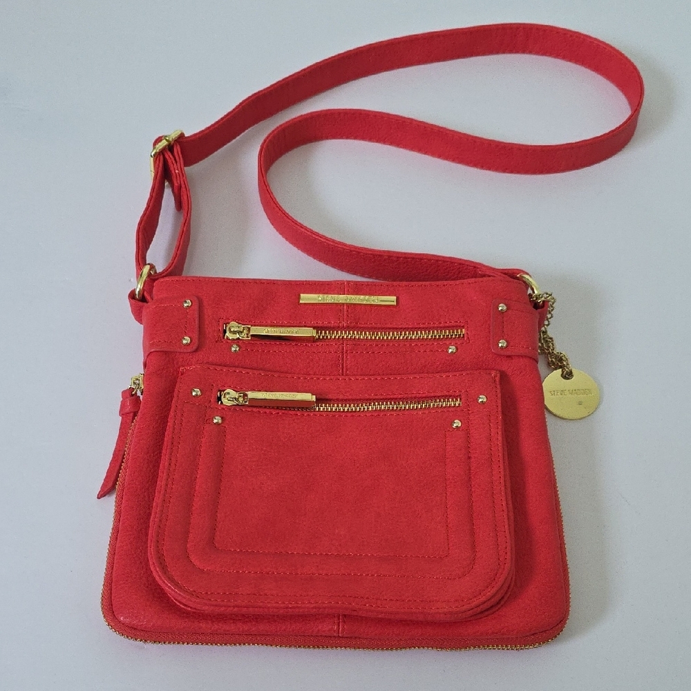 Steve Madden Summer Red Orange Crossbody Messenger Travel Bag with Gold Hardware